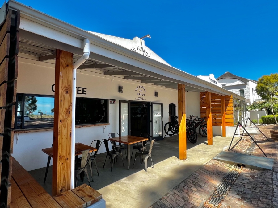 8 Bedroom Property for Sale in Raithby Western Cape